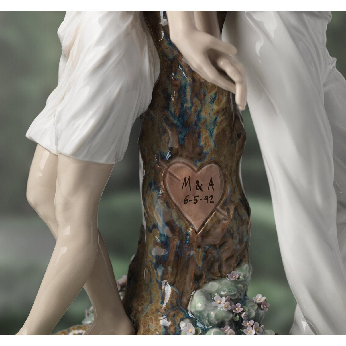 LLADRO' Figurina L'Albero Degli Innamorati 49x32cm Porcellana