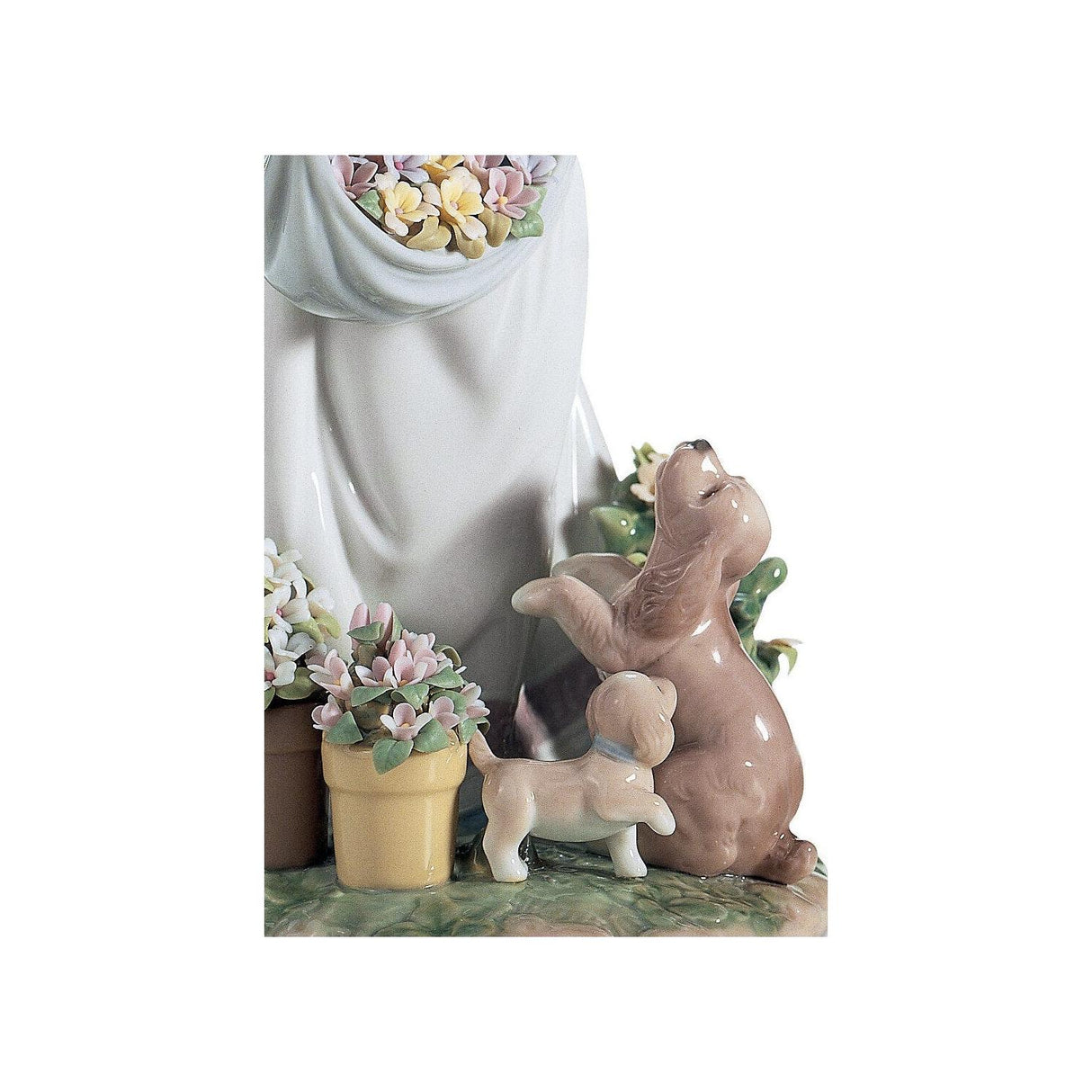 LLADRO' Figurina Bimba Coccole in Giardino 22x12cm Porcellana
