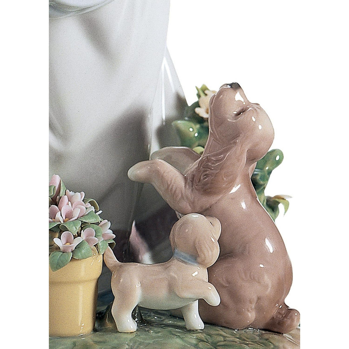 LLADRO' Figurina Bimba Coccole in Giardino 22x12cm Porcellana
