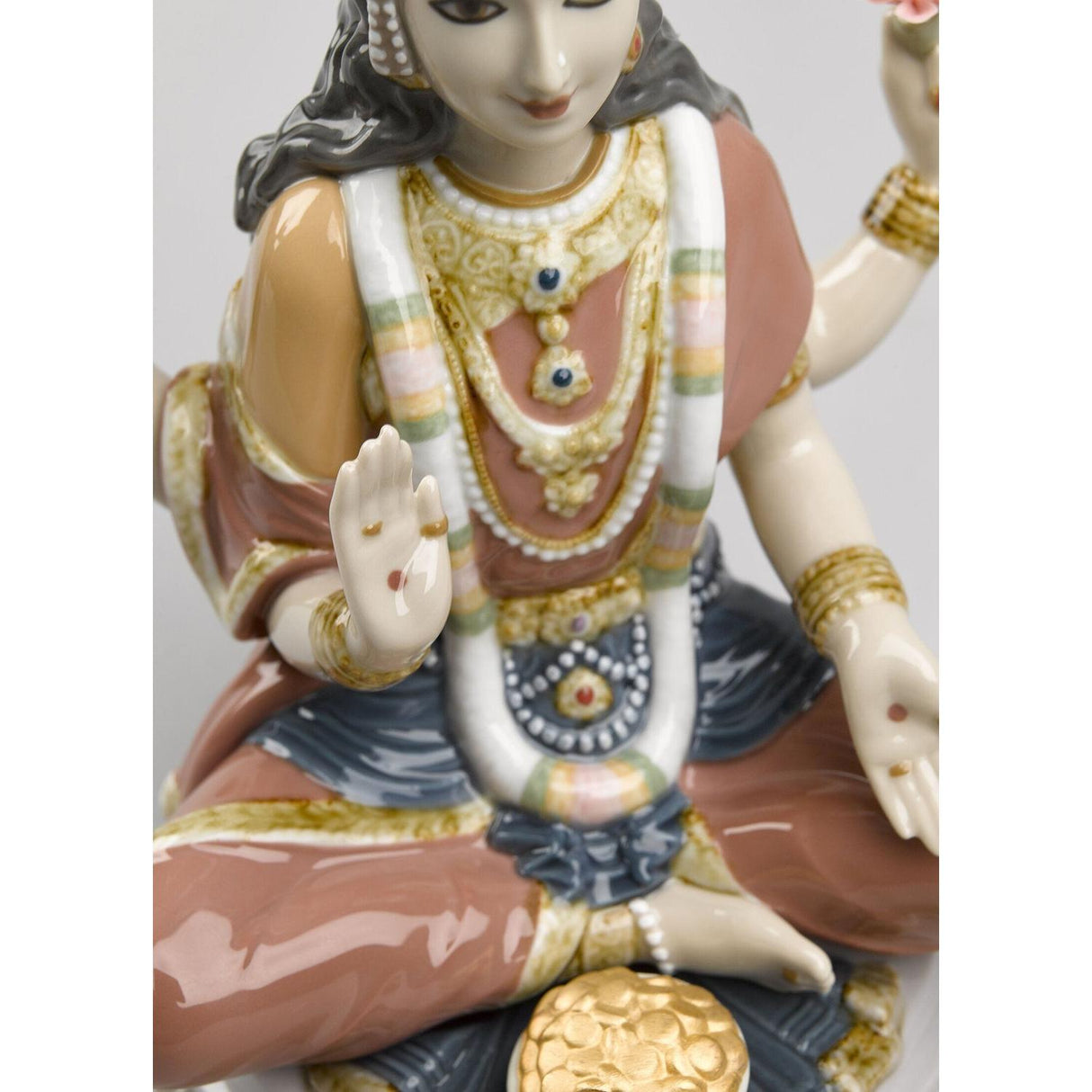 LLADRO' Figurina Dea Lakshmi 22x18cm Porcellana