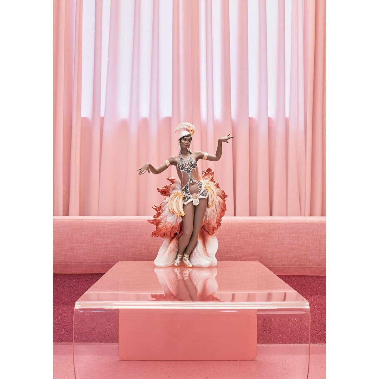 LLADRO' Scultura Dea D'Ebano 52x36cm Porcellana