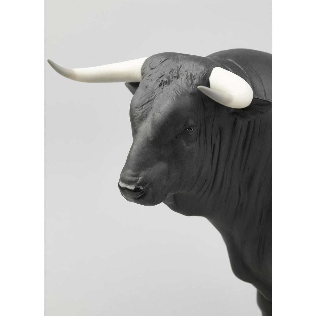 LLADRO' Figurina Toro Spagnolo 22x32cm Porcellana