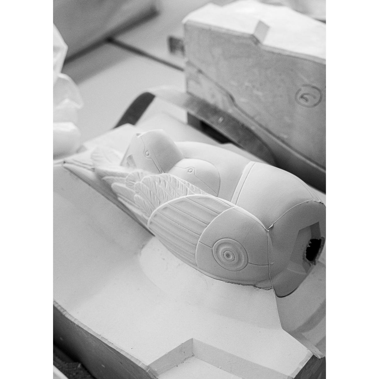 LLADRO' Scultura Ara Cyborg 45x22cm Porcellana