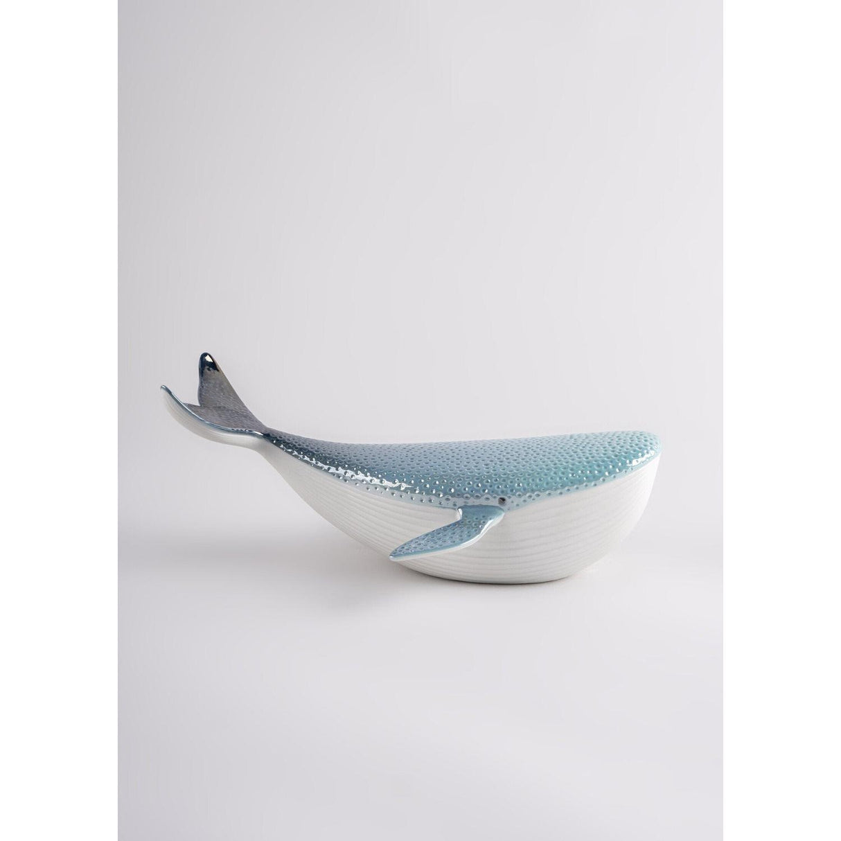 LLADRO' Figurina Scultura Balena Piccola 11x27cm Porcellana