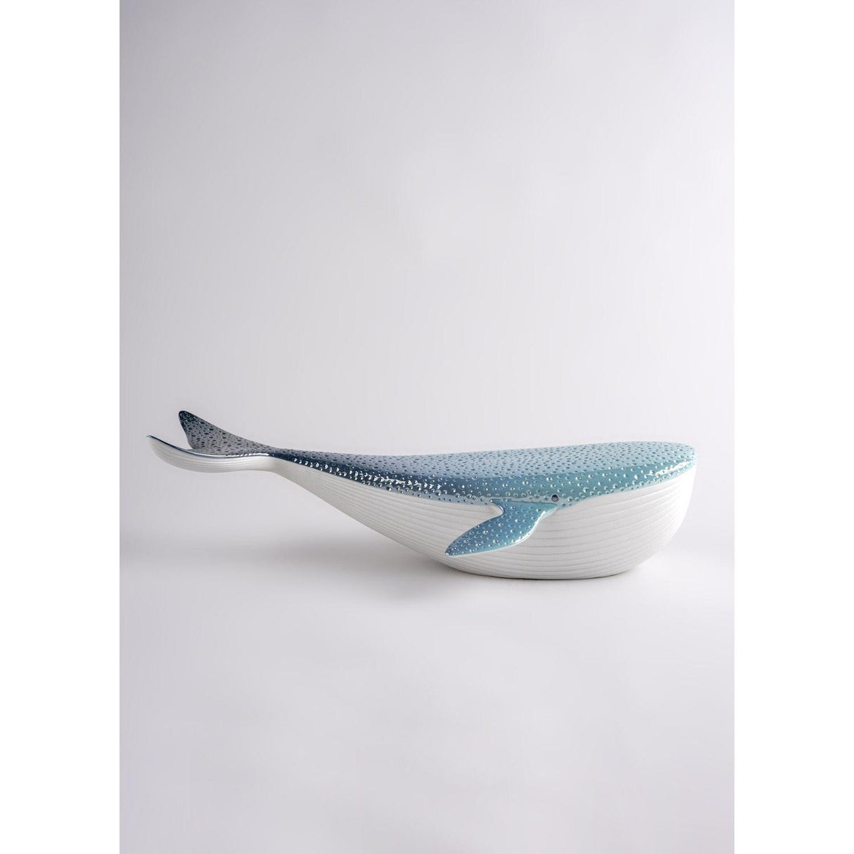 LLADRO' Figurina Scultura Balena 13x48cm Porcellana