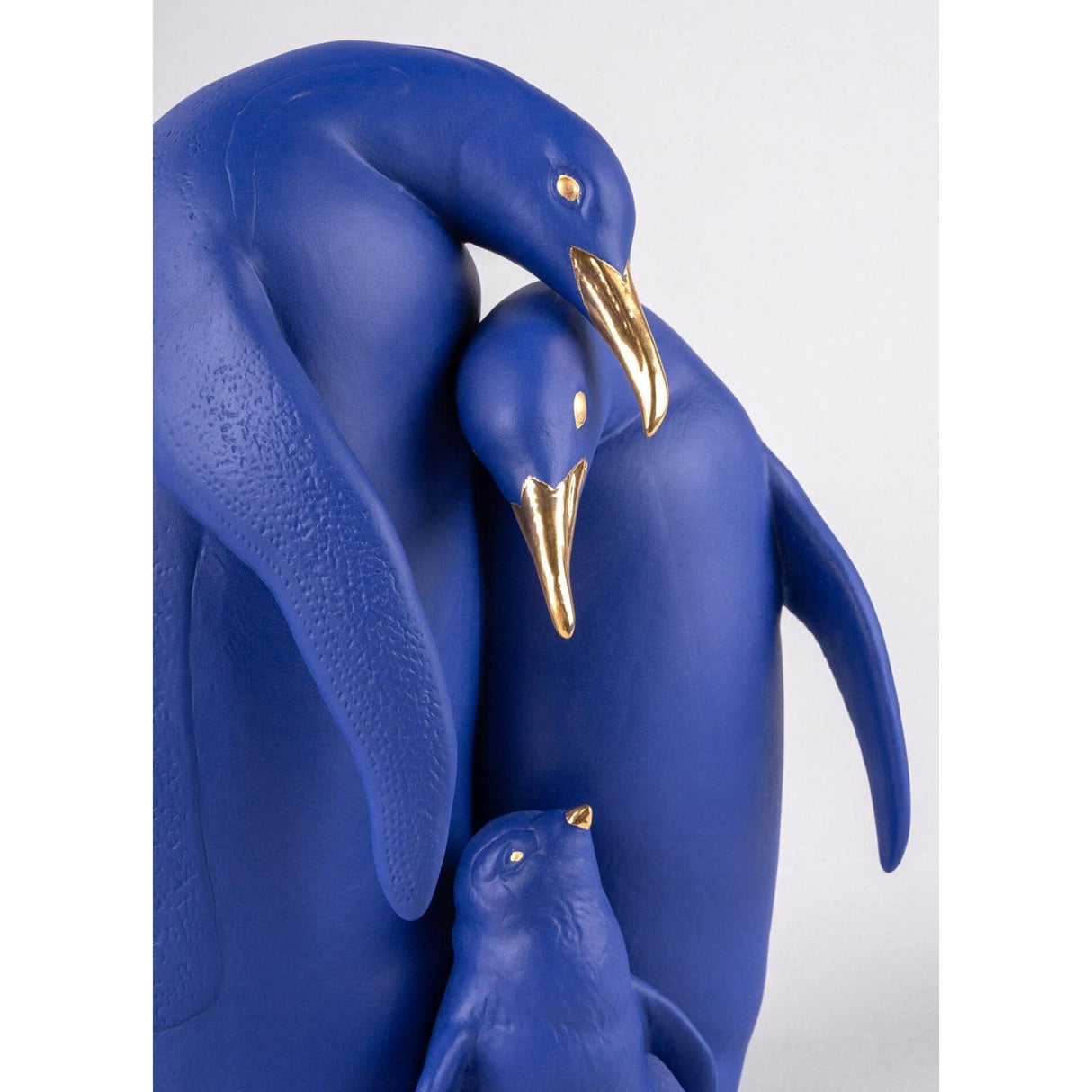 LLADRO' Scultura Famiglia di Pinguini Blu Oro Serie Limitata 25x16cm Porcellana