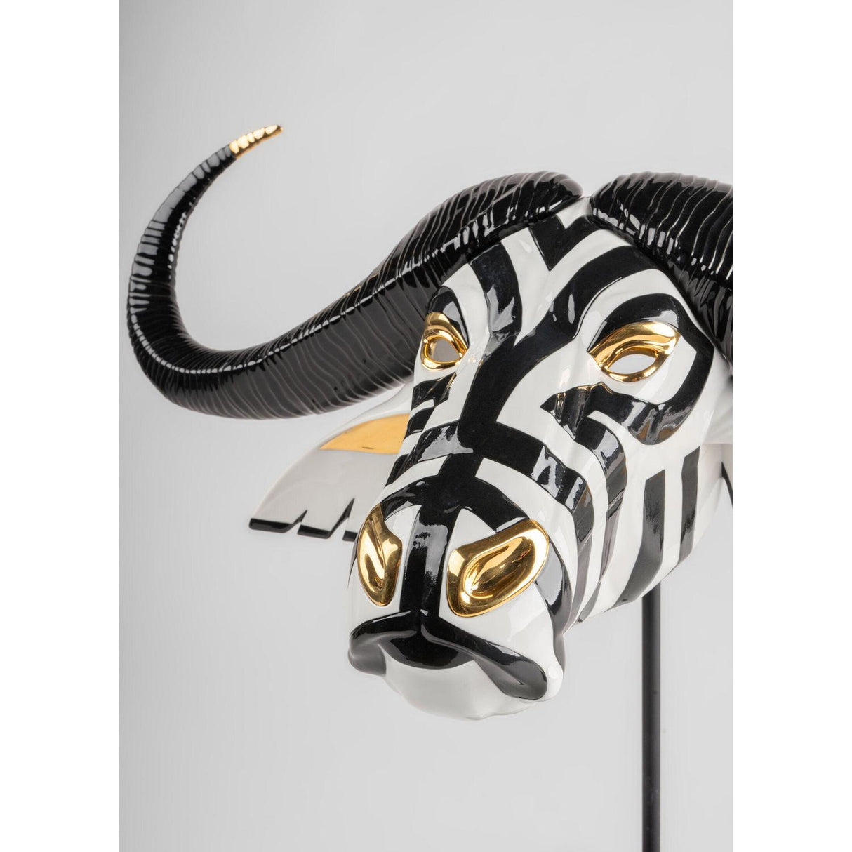 LLADRO' Maschera Bufalo Nero e Oro 36x67cm Porcellana