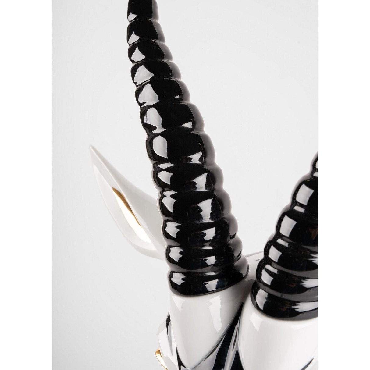 LLADRO' Maschera Antilope Nero Oro 57x39cm Porcellana