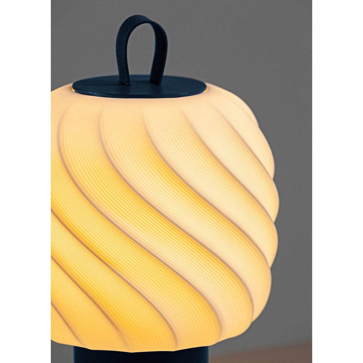 LLADRO' Ice Cream Lampada da Tavolo Medio Azzurro 26x17cm Porcellana