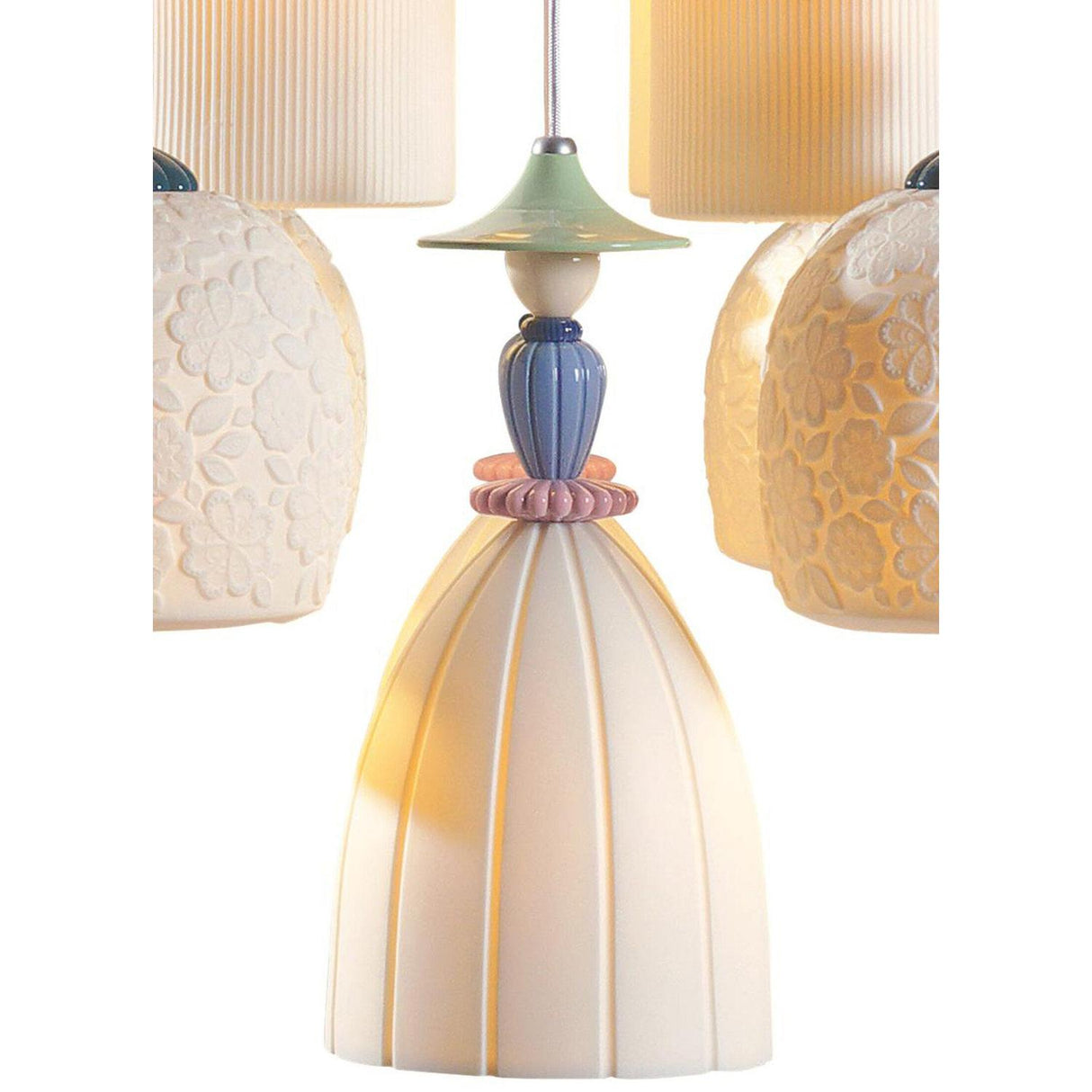 LLADRO' Chandelier Mademoiselle Passeggiando Tra Le Zagare 24 Luci 197x90cm Porcellana