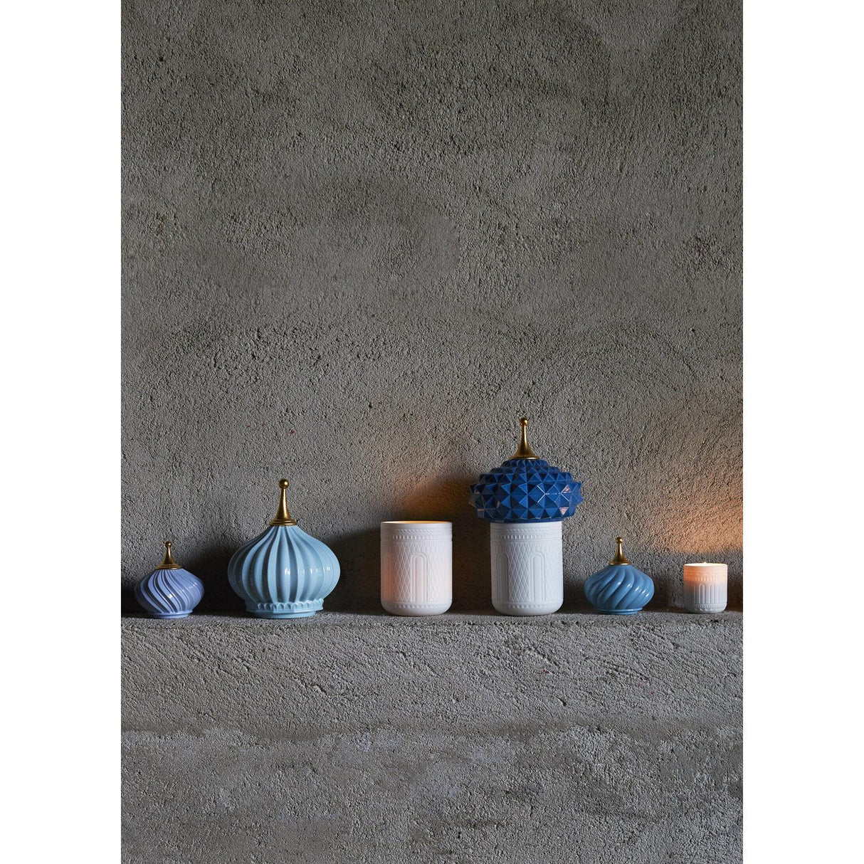 LLADRO' Candela Torre del Nord 1001 Lights Profumo Unbreakable Spirit 26x13cm Porcellana
