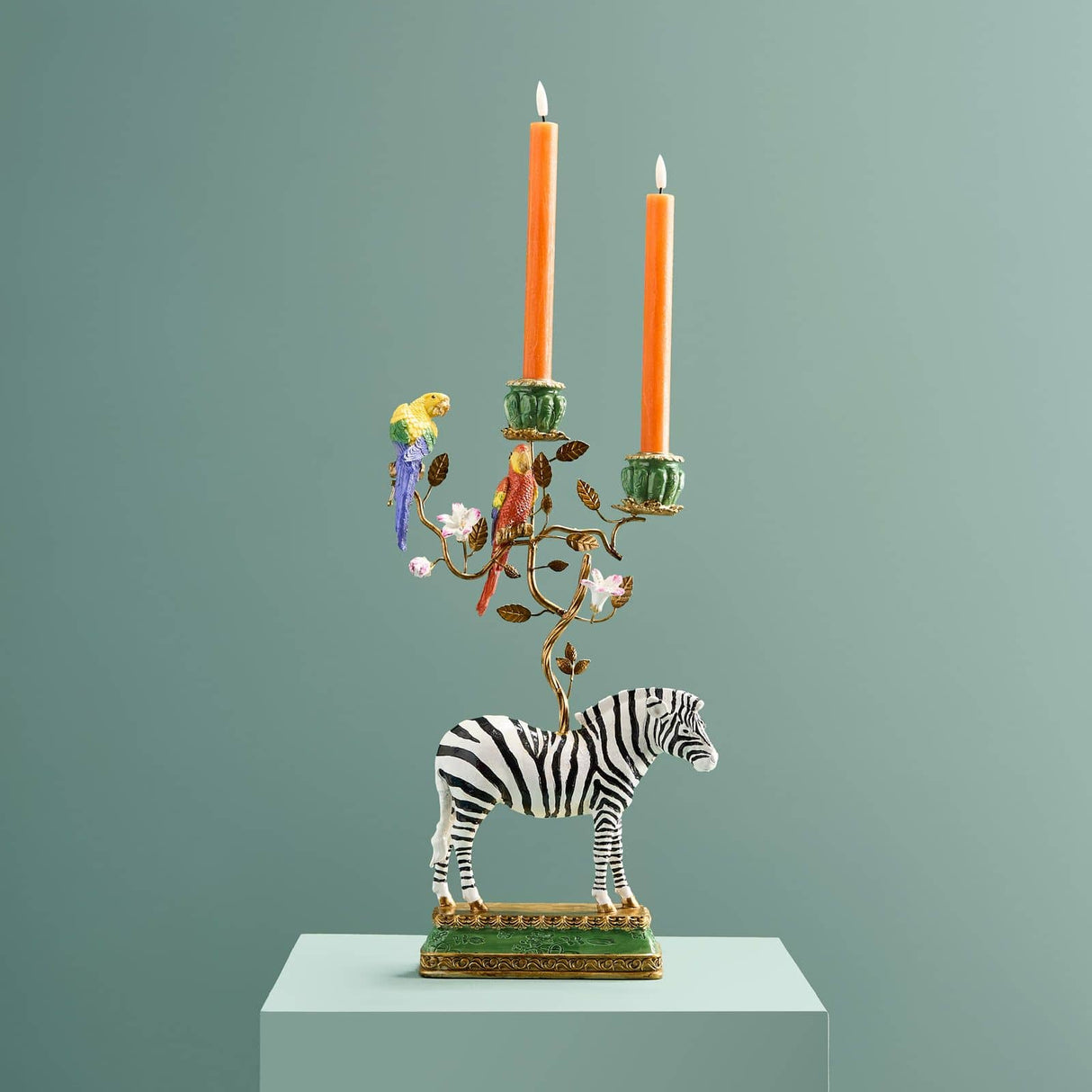 Candelabro Zebra Werns in resina e metallo dipinto a mano 45x27 cm