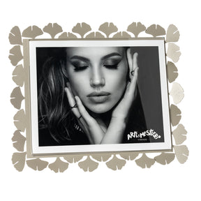 Portafoto Ginkgo Maxi Arti & Mestieri in cartone color sabbia 20x25 cm