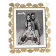 Portafoto Ginkgo Arti e Mestieri in legno massello color miele 20x25 cm