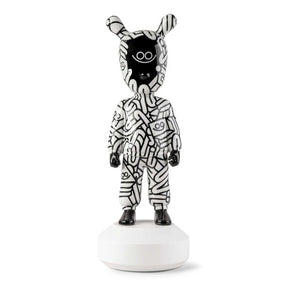 Scultura The Guest Lladrò in porcellana decorata bianco e nero 52 cm