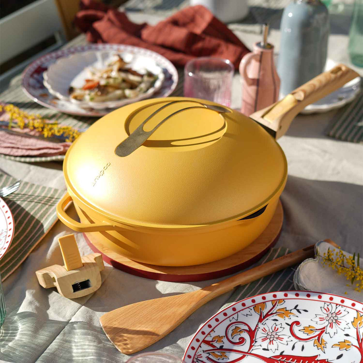 COOKUT La Favolosa Padella Casseruola Tegame 2 Manici 8 in 1 24cm Metallo Giallo Mango