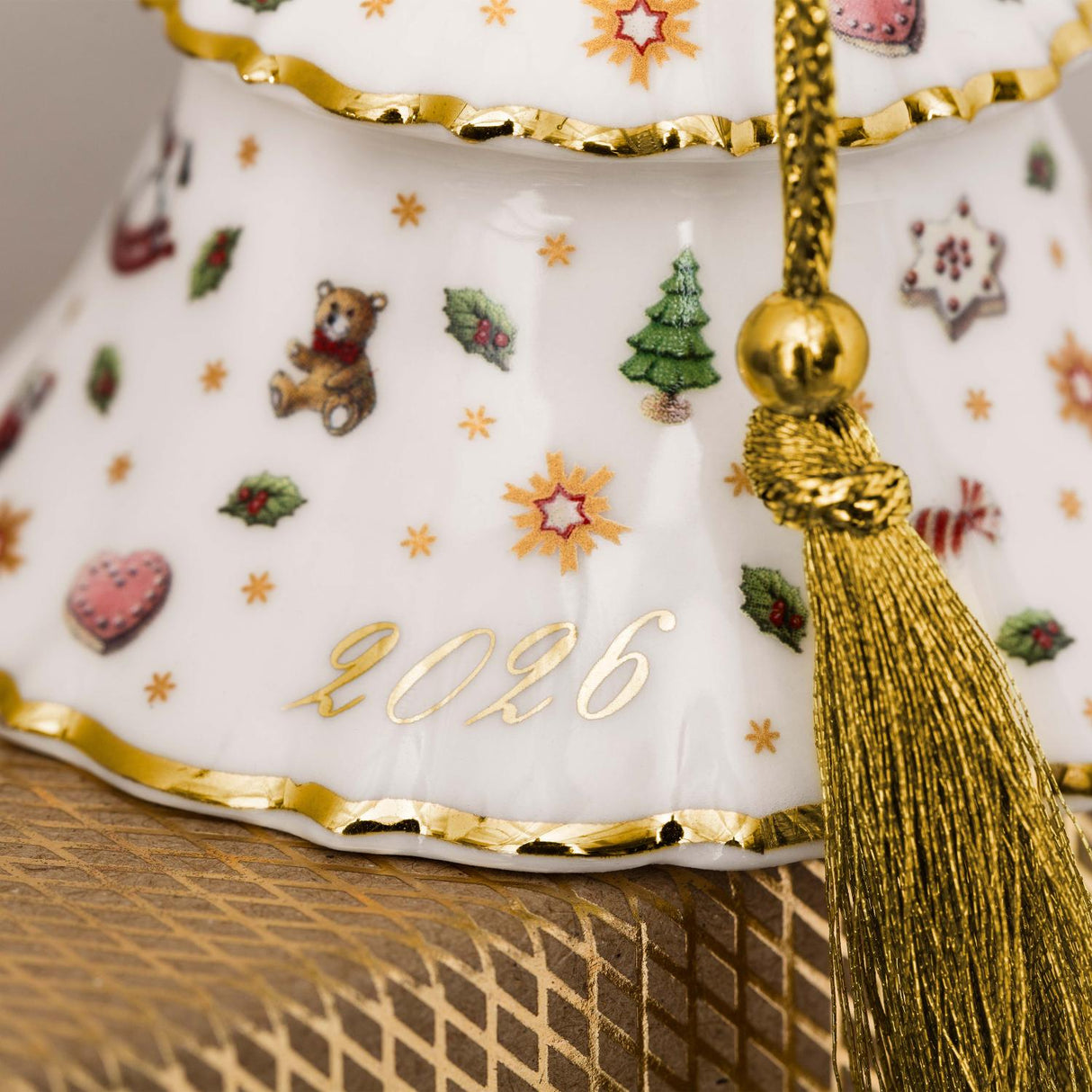 VILLEROY & BOCH Addobbo Albero di Natale Christmas Classics 2026 Oro in Porcellana Premium 8cm
