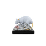 Statuetta Il Topo Lladrò in porcellana opaca con dettagli oro 10x14 cm