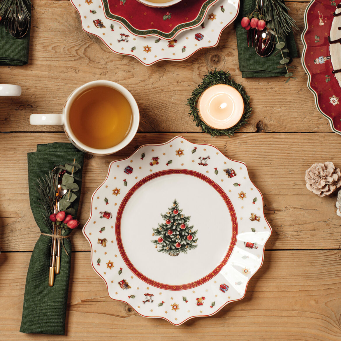 VILLEROY &amp; BOCH Toy's Delight White Breakfast Plate 24cm Set 6 Pieces Christmas Table