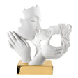 Scultura coppia in bacio Bongelli Preziosi in marmorino 34x30 cm