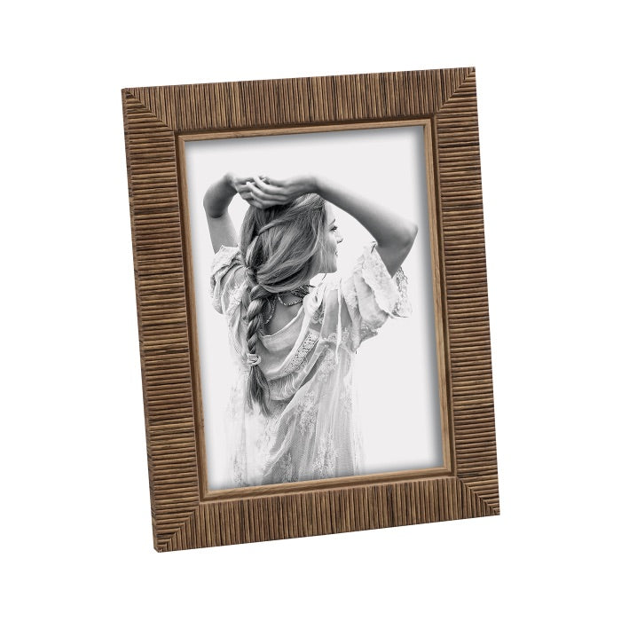 Portafoto Mascagni Casa in plastica effetto noce con intarsi 15x20 cm