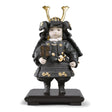 Statuina Bambino Samurai Lladrò in gres nero e dettagli oro 36x20 cm