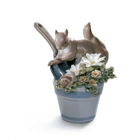 Statua scoiattolo Lladrò in porcellana finitura mate satinato 15x12 cm