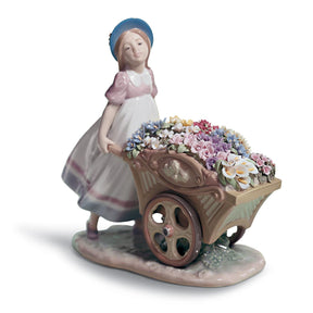 Statuina Bimba con Carriola di Fiori Lladrò in porcellana 23x23 cm