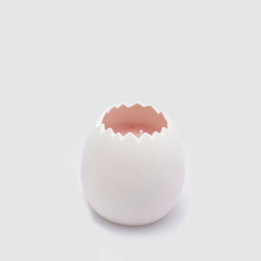 Candela profumata uovo EDG in ceramica rosa e bianca 8x8 cm
