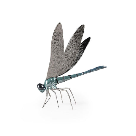 Scultura Libellula Lladrò in porcellana lucida e dettagli in ottone 20x23 cm