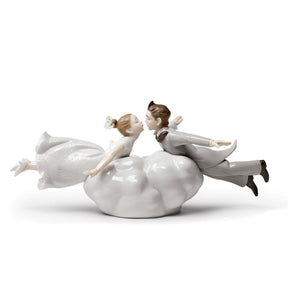 Statuina sposi Amore nell'Aria Lladrò in porcellana 17x38 cm