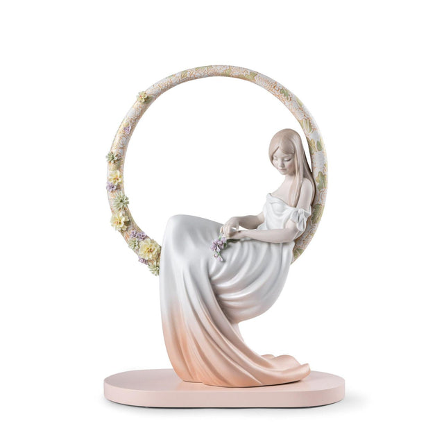 Scultura Nei Suoi Pensieri Lladrò in porcellana opaca con fiori 43x31 cm