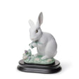 Statuetta Il Coniglio Lladrò in porcellana decorata 15x10 cm