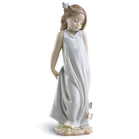 Statuina Bimba Amica delle Farfalle Lladrò in porcellana lucida 21x8 cm