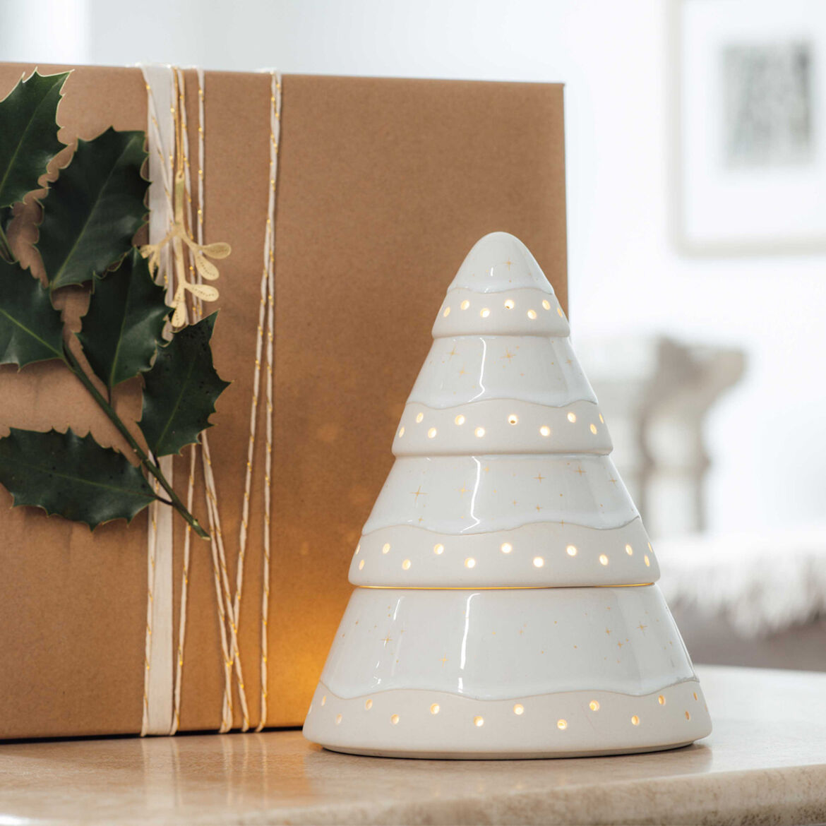 VILLEROY &amp; BOCH Winter Glow Tree Candle Holder 18.5cm Porcelain