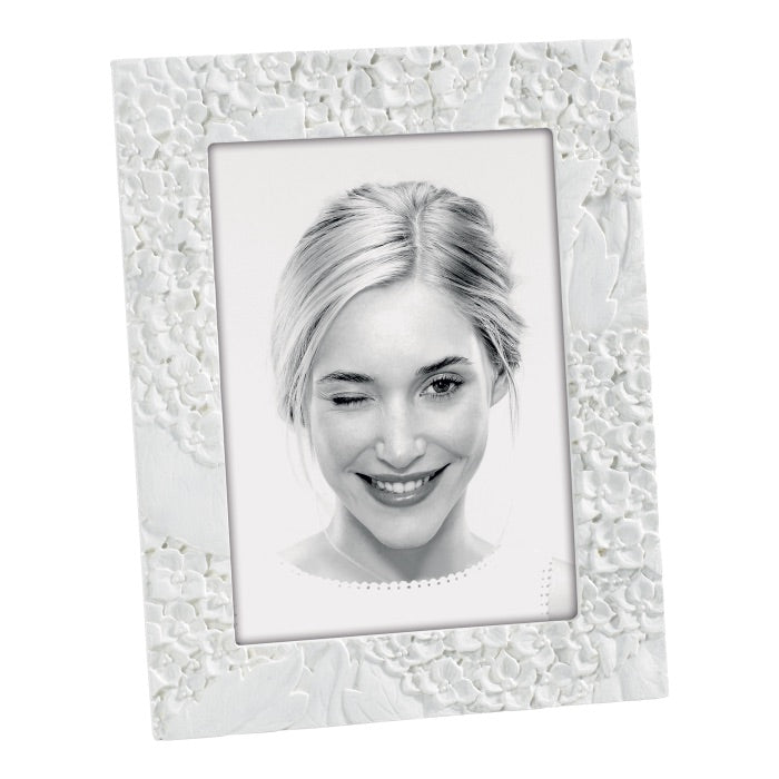 Portafoto Mascagni Casa in legno bianco con fiori in rilievo 13x18 cm