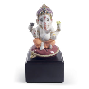 Statuetta Bal Ganesha Lladrò in porcellana decorata 18x9 cm