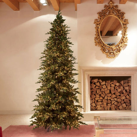 Albero di Natale Pino Luxury EDG in PVC slim 240 cm con 4000 LED