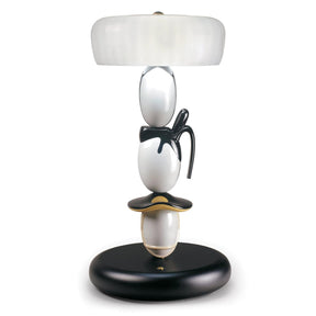 Lampada da tavolo Hairstyle Lladrò in porcellana con schermo in vetro 58x31 cm