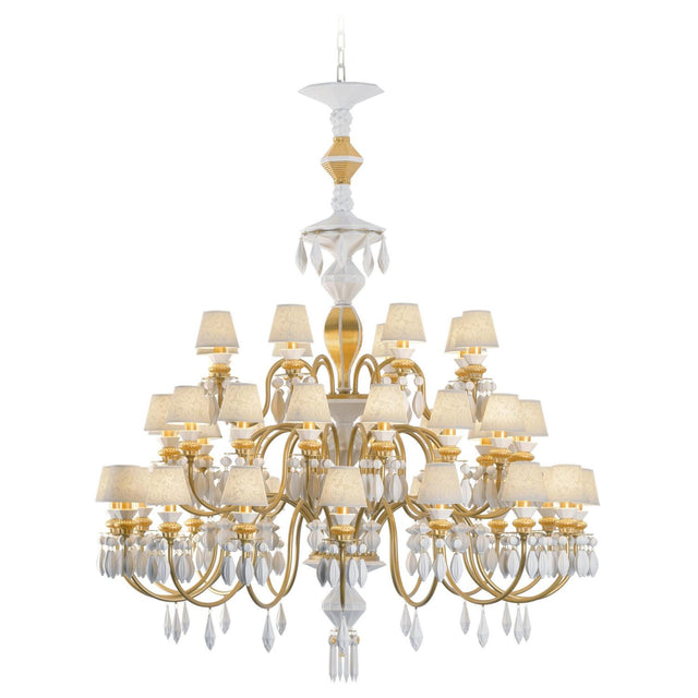 Lampadario Belle de Nuit Lladrò in porcellana 40 luci oro