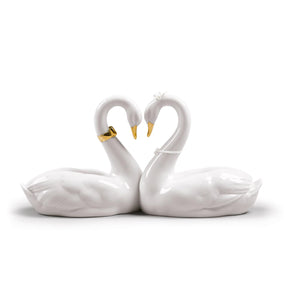 Scultura Cigni Amore Senza Fine Lladrò in porcellana bianca e dettagli oro