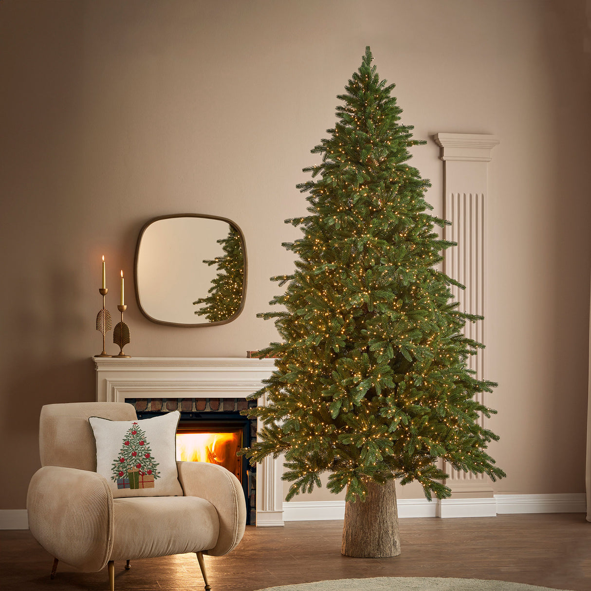Albero di Natale Pino Imperial EDG in polietilene con luci LED 240x150 cm