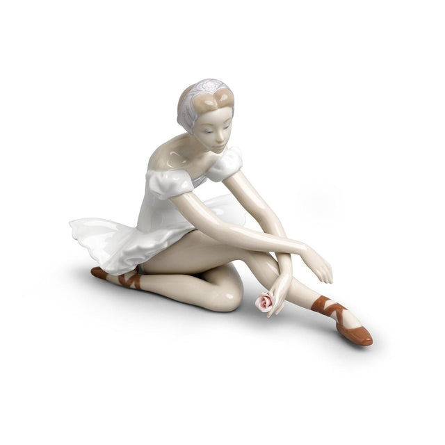 Statuina Ballerina con Rosa Lladrò in porcellana lucida 13x21 cm