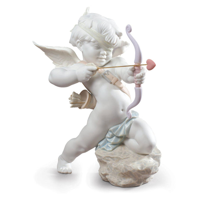 Statuina Cupido Diretto Al Cuore Lladrò in porcellana opaca 26x24 cm