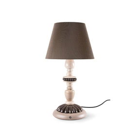 Lampada da tavolo Firefly Lladrò in porcellana con paralume in tela 68x35 cm