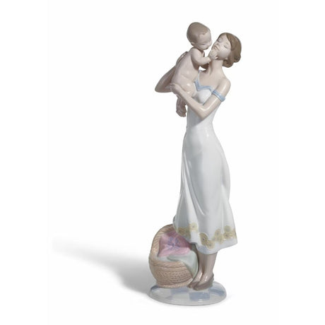 Statuina Amore Incondizionato Lladrò in porcellana con fiori 31 cm