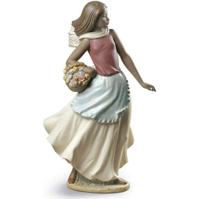 Statuina Donna Fioraia NAO in porcellana decorata 36x21 cm