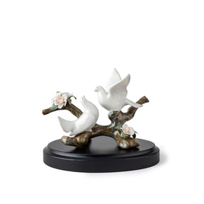 Scultura Colombe su Ciliegio Lladrò in porcellana decorata 11x14 cm