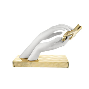 Scultura Mani con Manina Baby Bongelli Preziosi in marmorino color nocciola